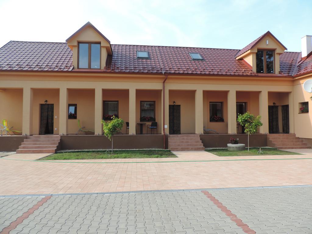 Vila Maria Rapovce Extérieur photo